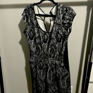 Jessica Simpson dress XL black and white